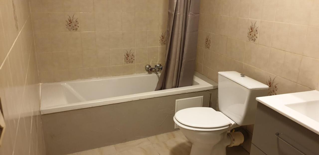 Appartement De Charme Vieille Ville 科尔特 外观 照片